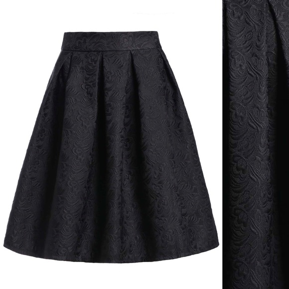 ➕🆕🌹Black Jacquard pleated midi winter skirt - Picture 2 of 8